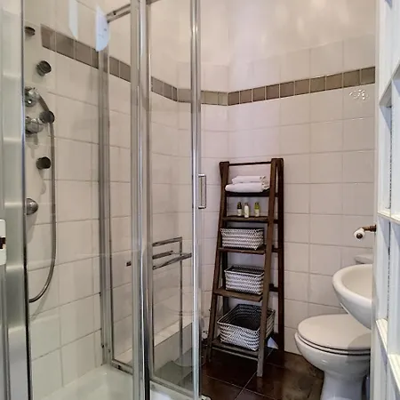 Nestor&jeeves - Honey Sun - Central - Very Close Sea - Top Floor Apartment *